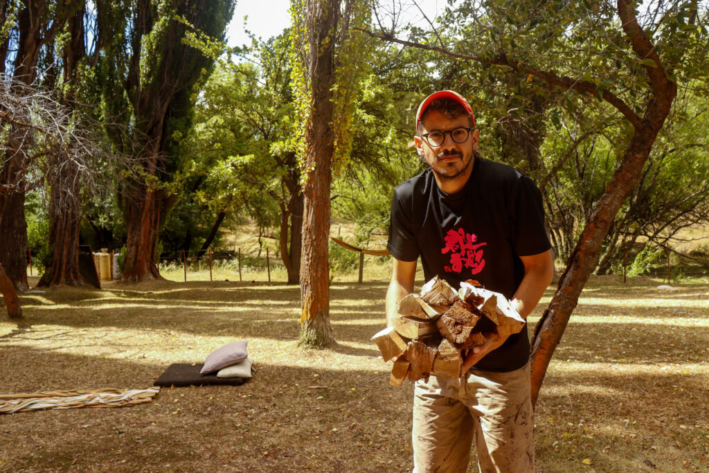 f9543043 a80c 4954 9e07 7a3dfa689b0b